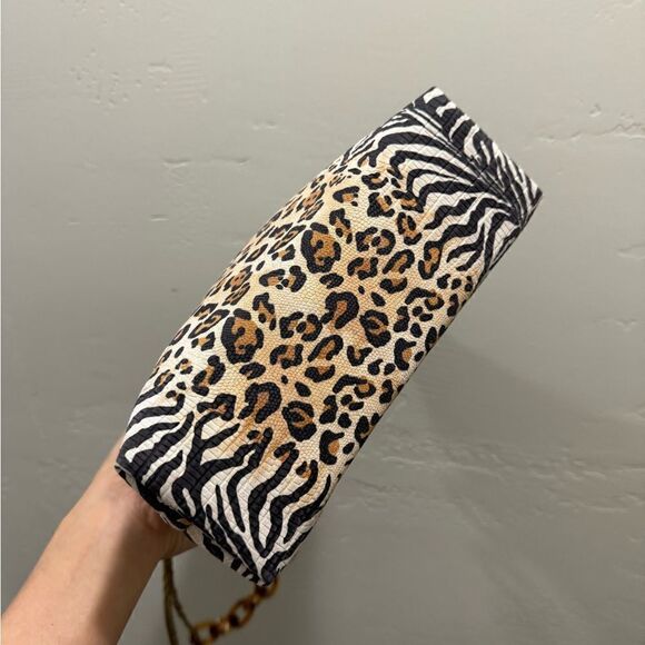 Handmade Genuine Embossed Leather Leopard Print, Metal Frame Handbag/Crossbody - Picture 10 of 14